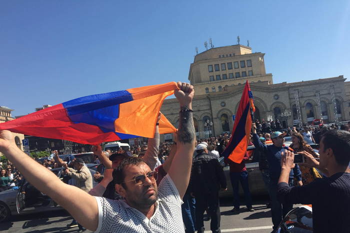 Протести у Вірменії: глава уряду запропонував провести позачергові вибори